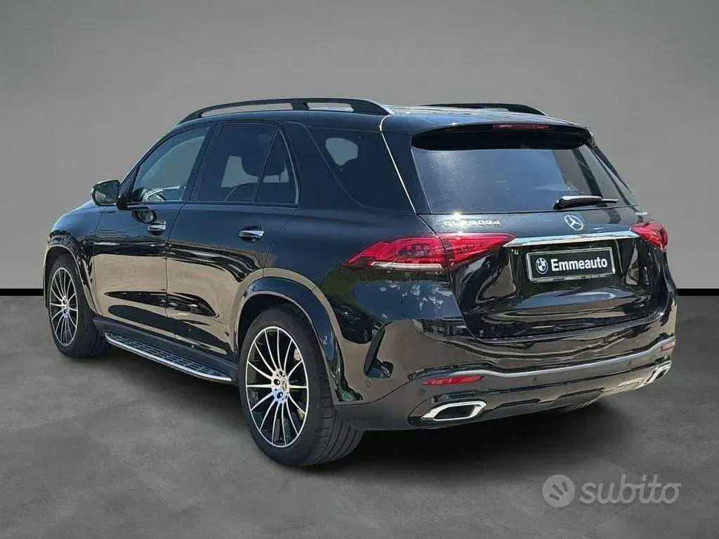 Usata Mercedes GLE300 Premium Plus 272 CV (200 kW) 2022 Nero SUV
