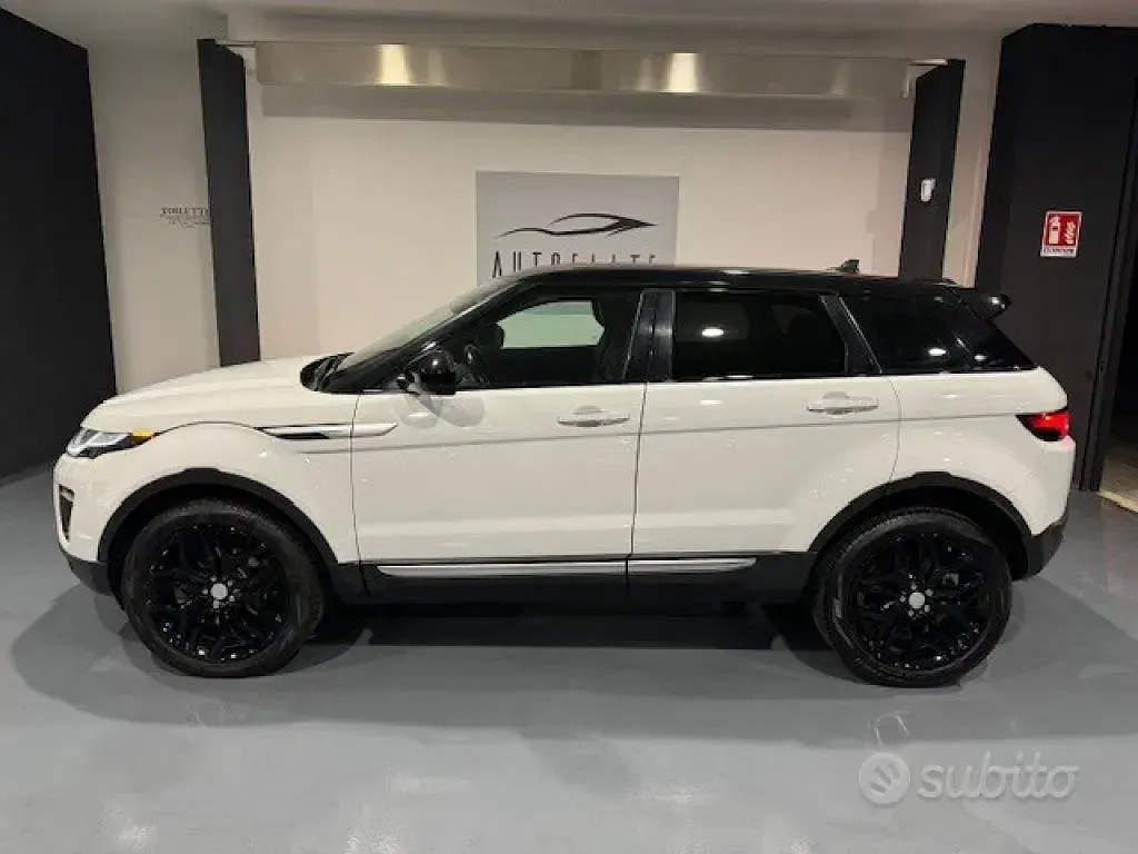 Usata Land Rover Range Rover evoque HSE Dynamic 150 CV (110 kW) 2016 Bianco SUV