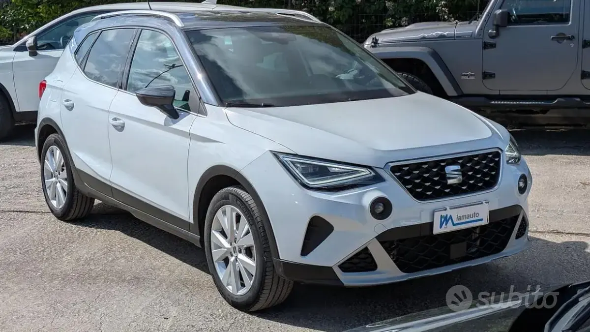 Usata Seat Arona Xperience 110 CV (80 kW) 2023 Bianco SUV