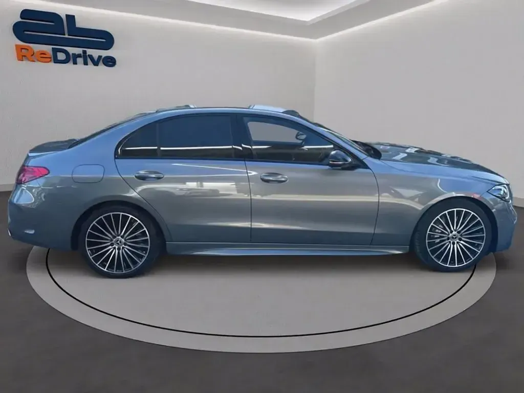Usata Mercedes C220 AMG Line Premium 200 CV (147 kW) 2025 Grigio manatthan metalizzato Berlina