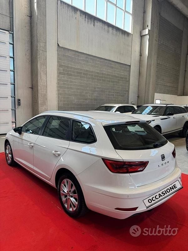 Usata Seat Leon ST Business 115 CV (84 kW) 2018 Bianco Station wagon