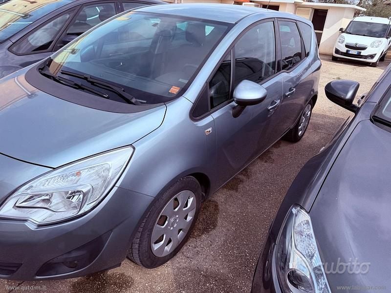 Usata Opel Meriva Cosmo 95 CV (69 kW) 2011 Monovolume
