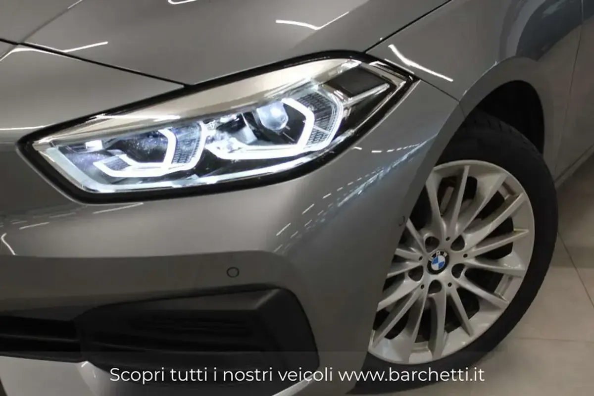 Usata BMW 118 Advantage 150 CV (110 kW) 2023 Grigio Utilitaria