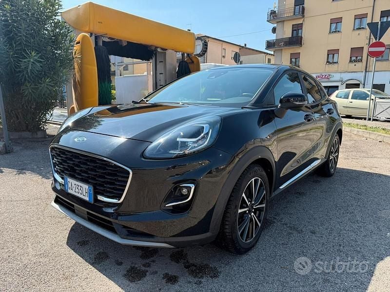 Gebraucht Ford Puma Titanium 125 PS (91 kW) 2020 Schwarz SUV