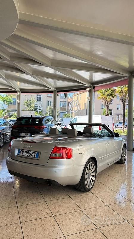 Usata Audi A4 Cabriolet 163 CV (119 kW) 2005 Argento Cabrio