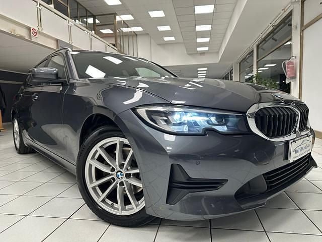 Usata BMW 320 Advantage 190 CV (139 kW) 2021 Grigio Station wagon