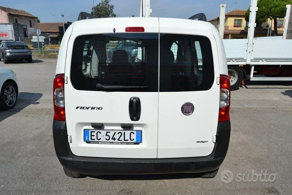 Usata Fiat Fiorino 75 CV (55 kW) 2010 Bianco Monovolume