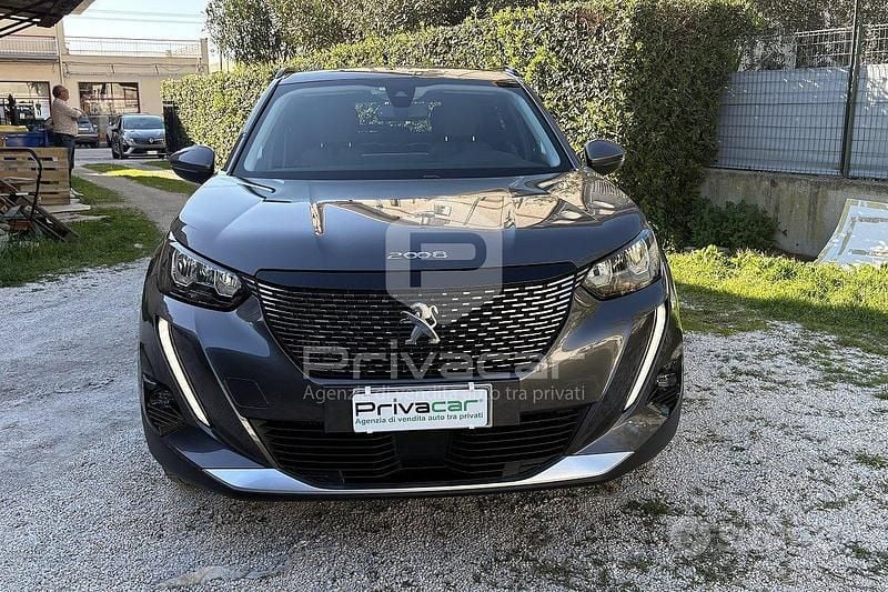 Usata Peugeot 2008 Allure 110 CV (80 kW) 2021 Grigio SUV