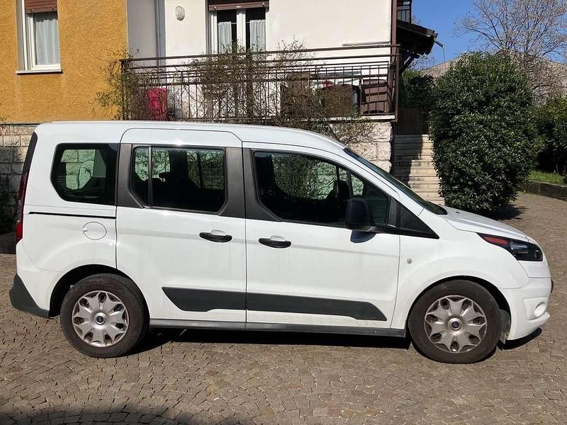 Usata Ford Tourneo Connect 101 CV (74 kW) 2017 Bianco Monovolume