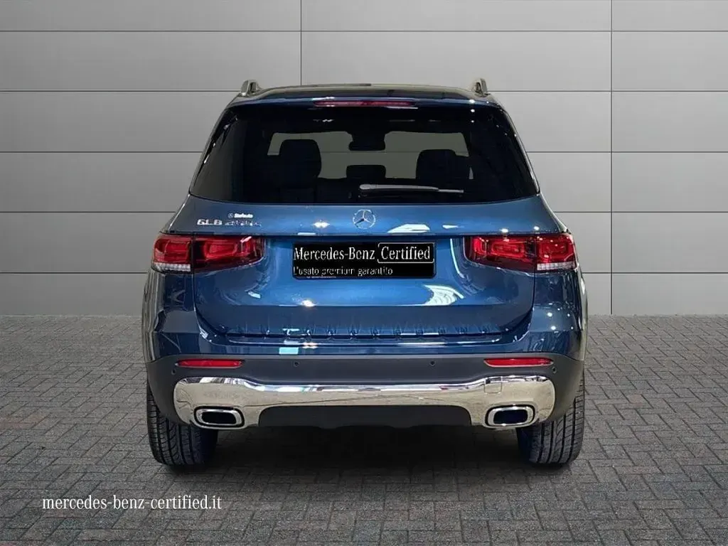 Usata Mercedes GLB200 150 CV (110 kW) 2024 Blu denim SUV