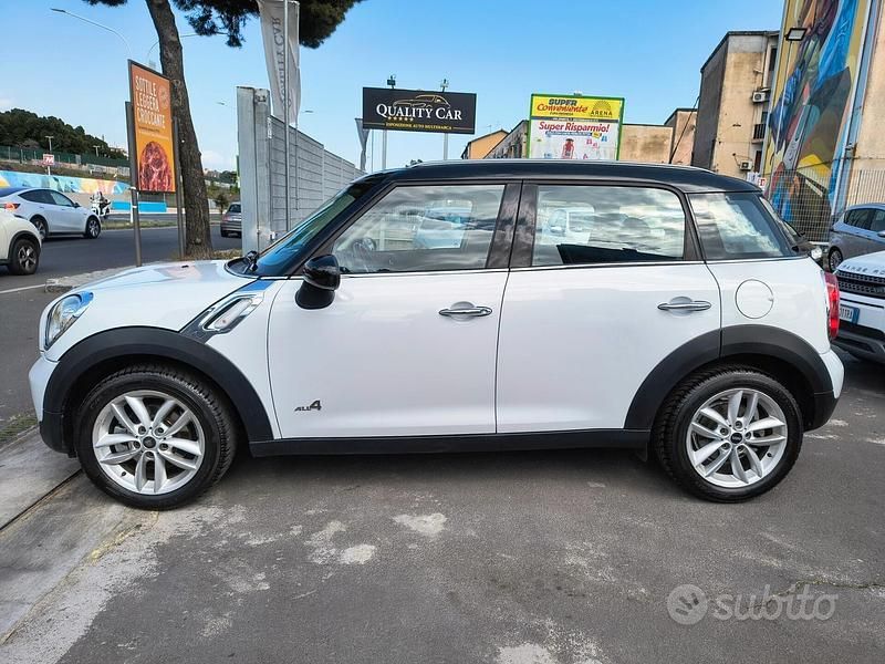 Usata Mini Cooper Countryman 111 CV (81 kW) 2012 Bianco SUV