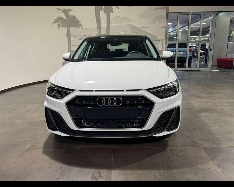Nuova Audi A1 S-Line 116 CV (85 kW) 2026 Bianco SUV