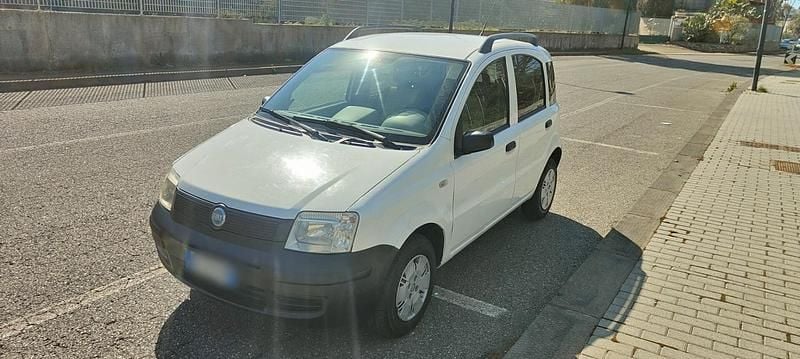 Usata Fiat Panda 70 CV (51 kW) 2006 Bianco Utilitaria