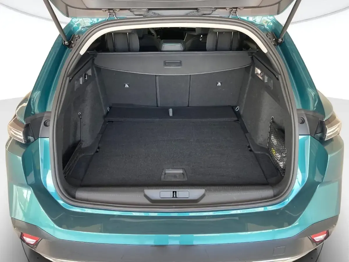 Usata Peugeot 308 SW Allure 130 CV (95 kW) 2024 Blu Station wagon