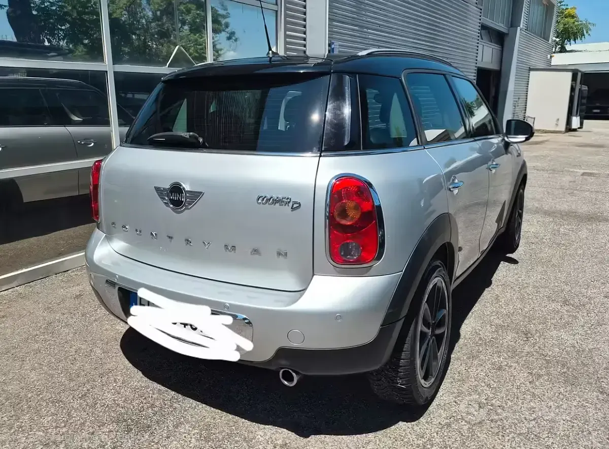 Usata Mini Countryman 111 CV (81 kW) 2016 Grigio SUV