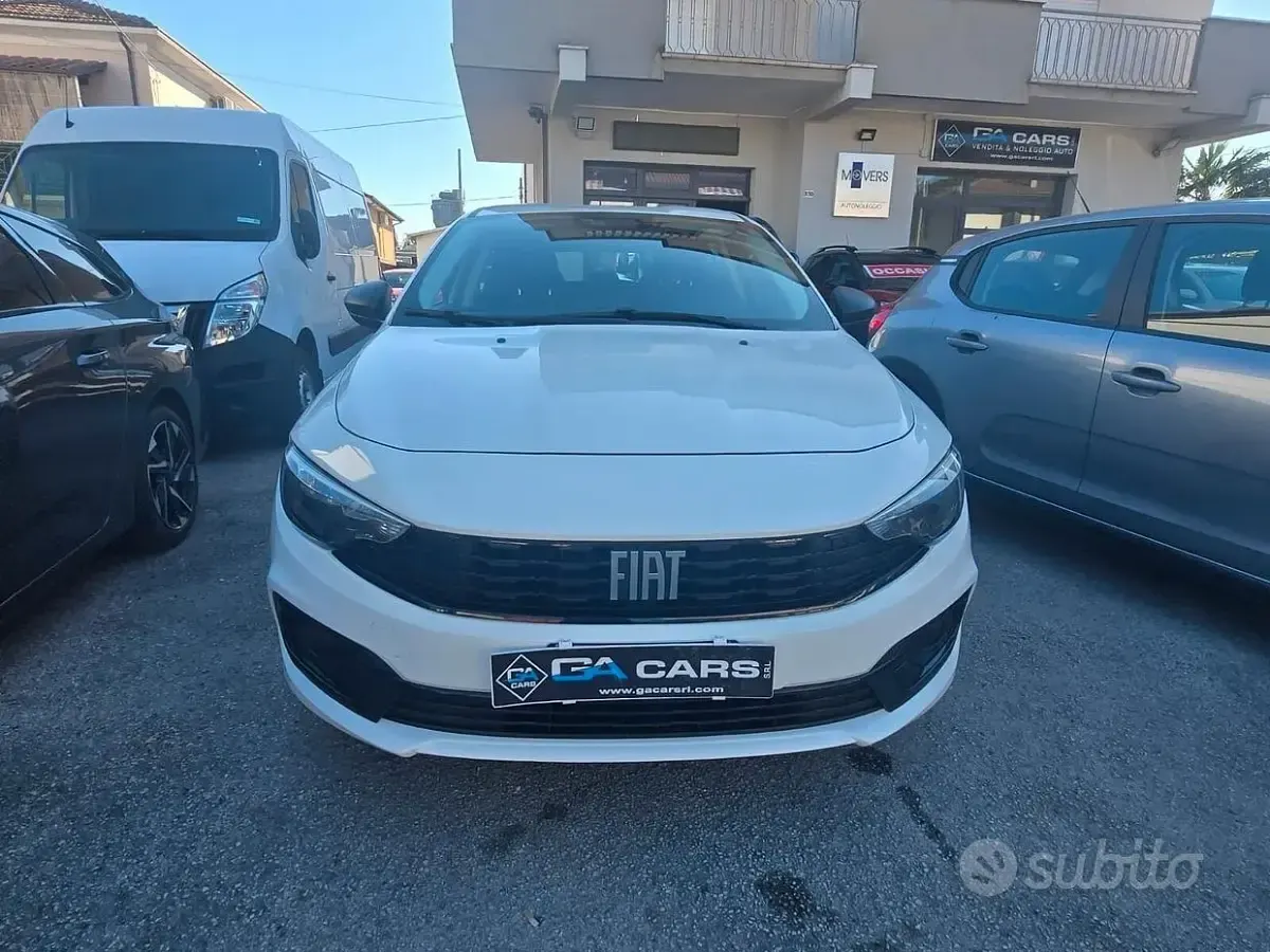 Usata Fiat Tipo 100 CV (73 kW) 2023 Bianco Berlina