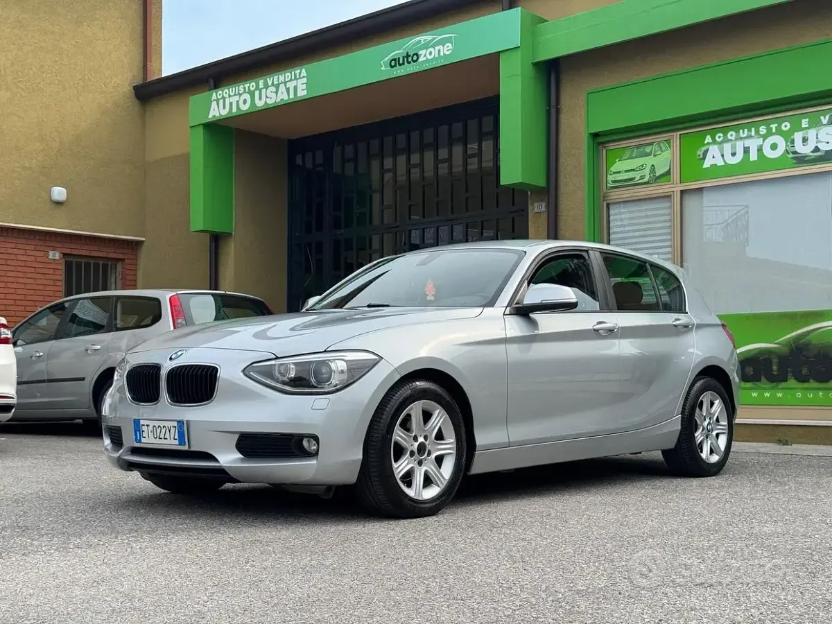 Usata BMW 114 Comfort Edition 95 CV (69 kW) 2013 Grigio Utilitaria