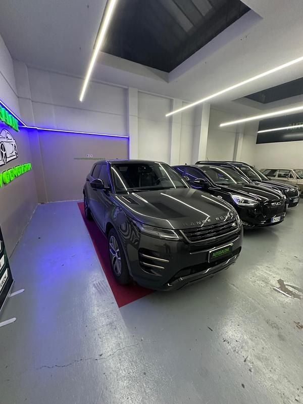 Usata Land Rover Range Rover evoque R-Dynamic 163 CV (119 kW) 2024 Grigio Station wagon