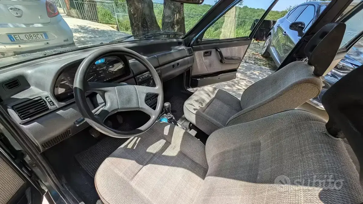 Usata Fiat Uno 45 CV (33 kW) 1993 Blu Utilitaria