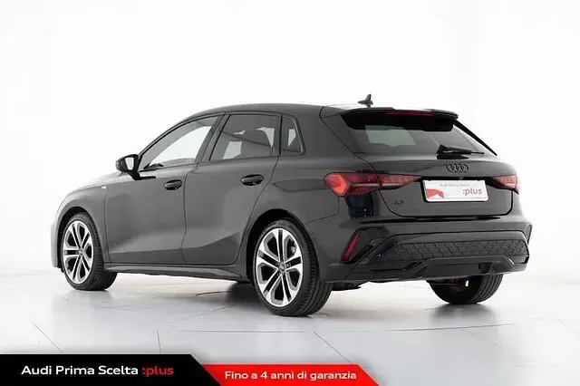 Usado Audi A3 S-Line 150 CV (110 kW) 2025 Negro Berlina