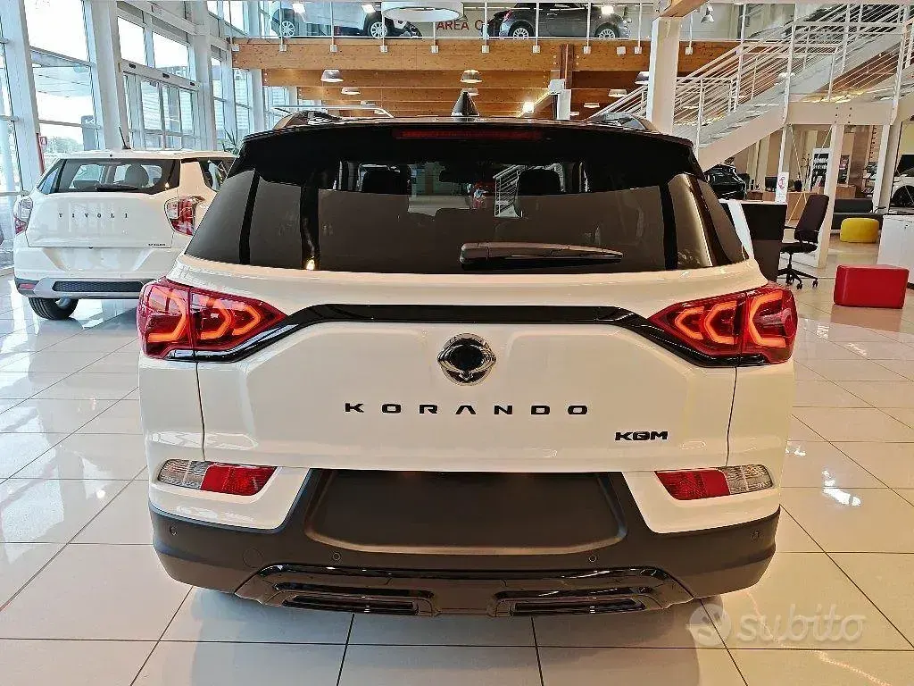 Nuova KGM Korando 163 CV (119 kW) 2026 Bianco SUV