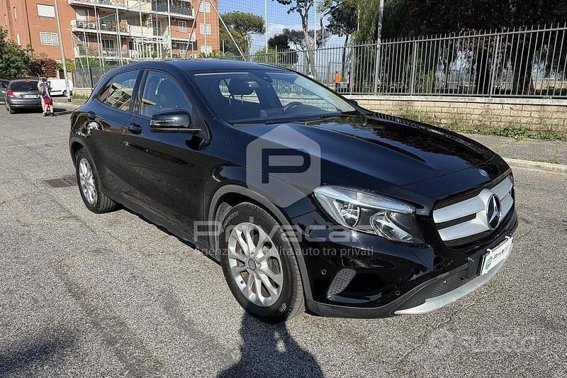 Usata Mercedes GLA180 Business 122 CV (89 kW) 2016 Nero SUV