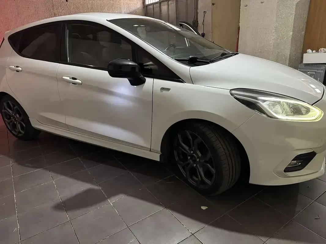 Usata Ford Fiesta ST-Line 86 CV (63 kW) 2018 Nero Utilitaria