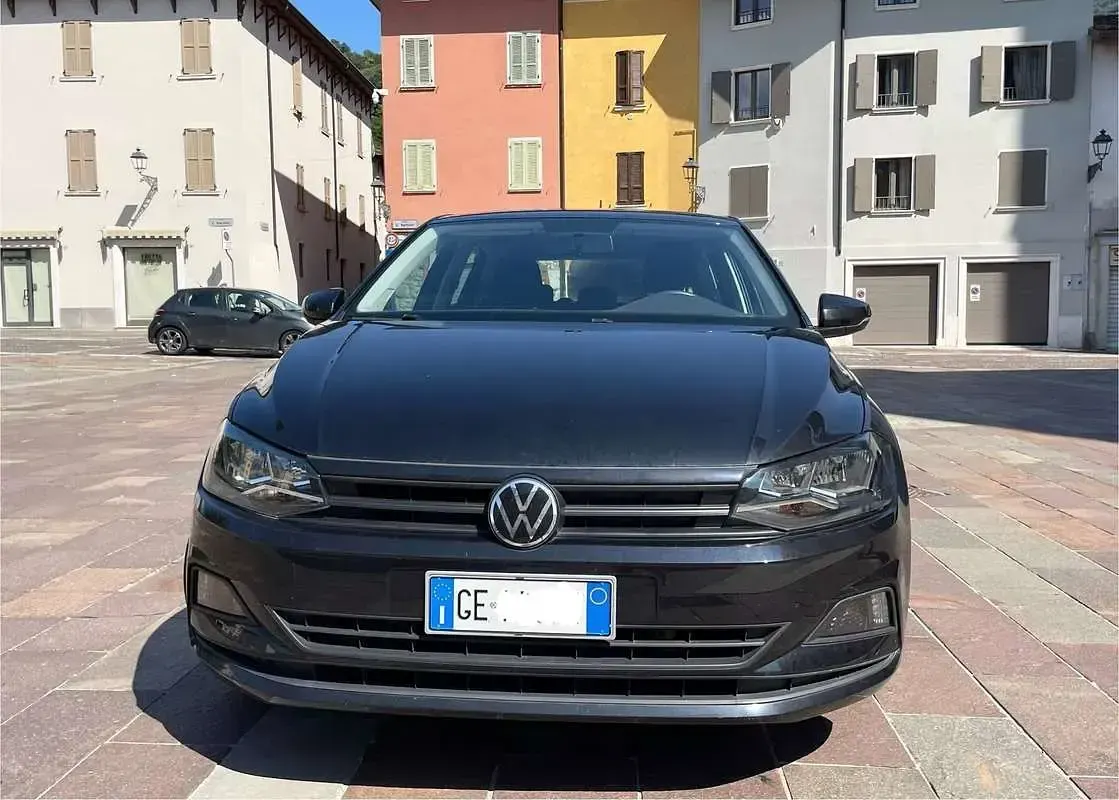 Usata VW Polo Trendline 90 CV (66 kW) 2021 Nero Utilitaria