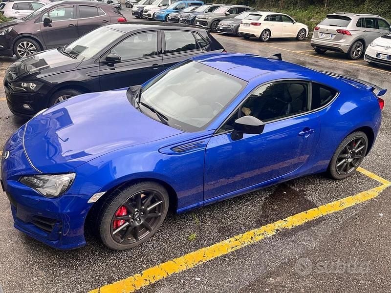 Usata Subaru BRZ 199 CV (146 kW) 2021 Blu Coupé
