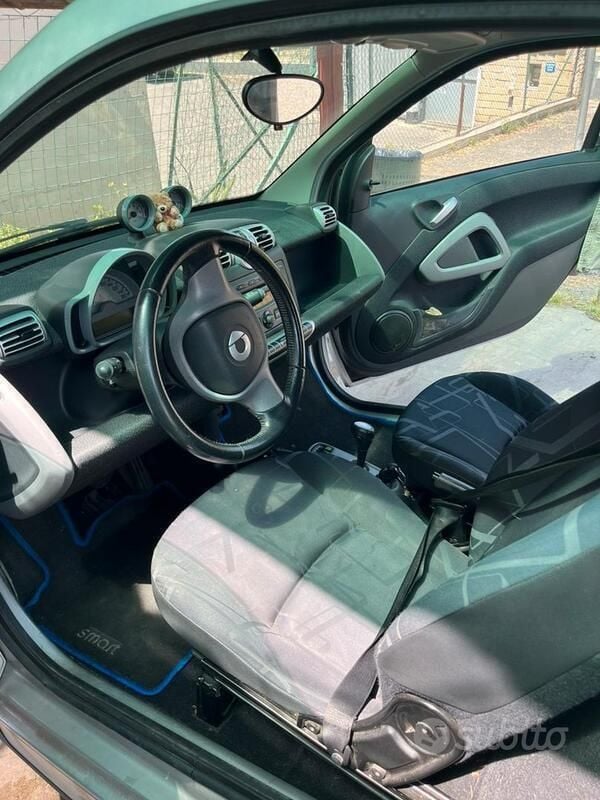 Usata Smart ForTwo Coupé 61 CV (44 kW) 2009 Utilitaria