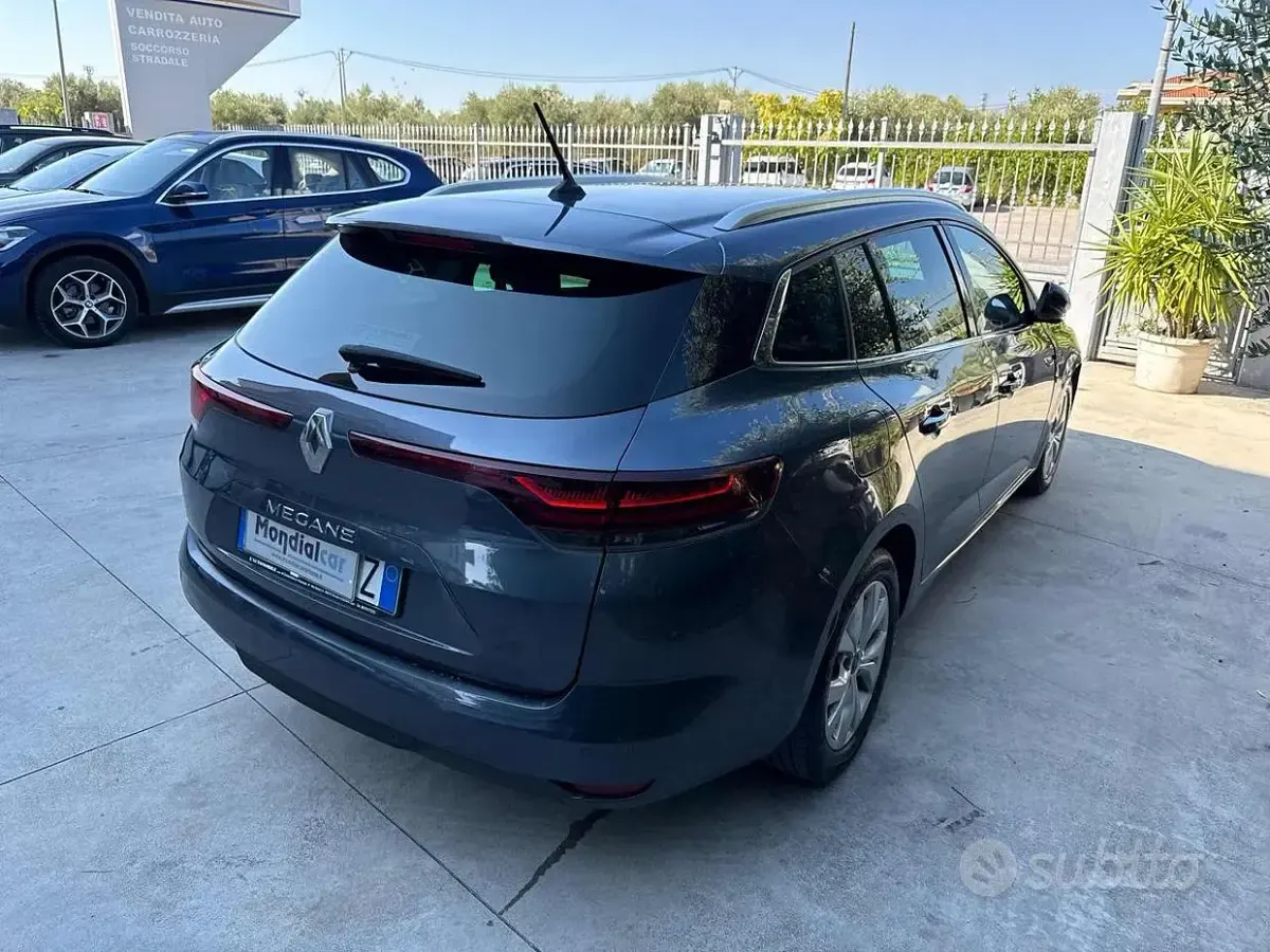 Usata Renault Mégane GrandTour 116 CV (85 kW) 2021 Station wagon