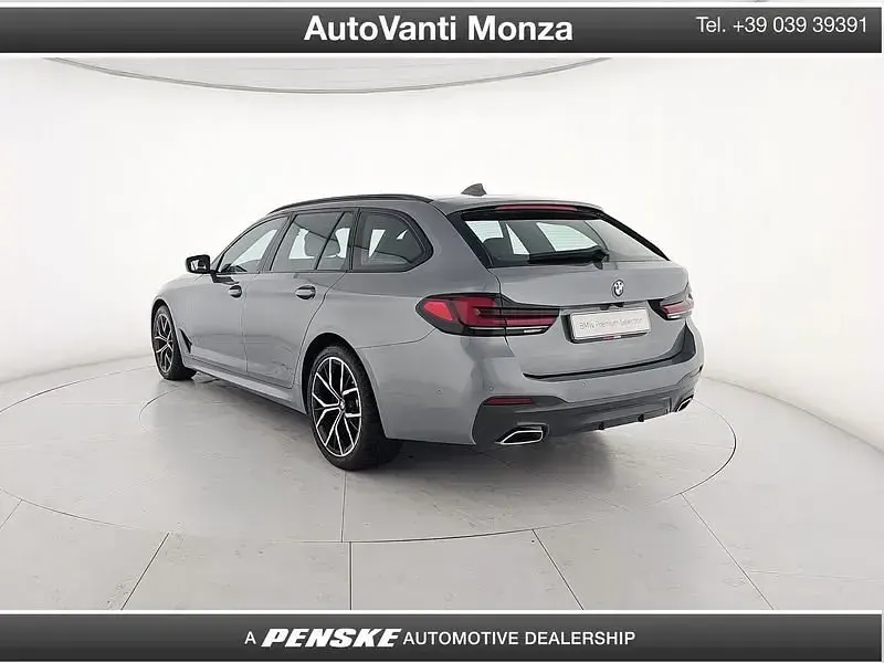 Usata BMW 540 M Sport 333 CV (244 kW) 2022 Grigio Station wagon