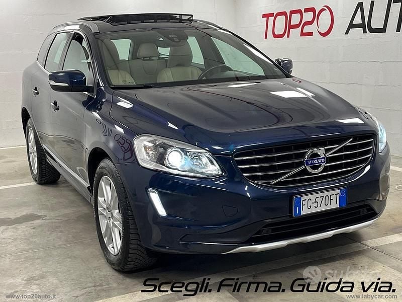 Usata Volvo XC60 Summum 181 CV (133 kW) 2017 Blu/azzurro SUV