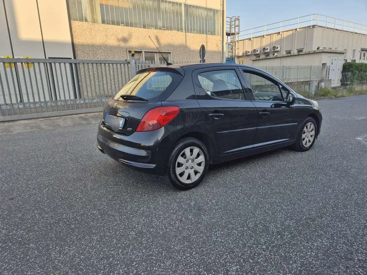 Begagnad Peugeot 207 68 HK (50 kW) 2007 Other Sedan