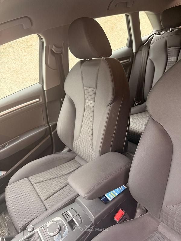 Usata Audi A3 116 CV (85 kW) 2019 Blu Berlina