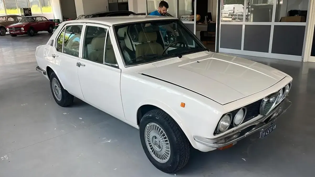 Usata Alfa Romeo Alfetta 109 CV (80 kW) 1978 Bianco Berlina