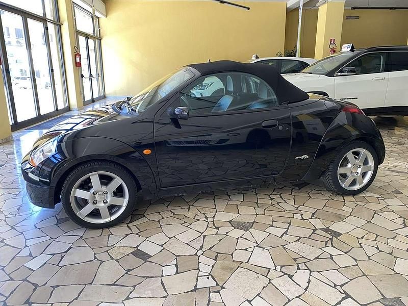 Usata Ford StreetKa 95 CV (69 kW) 2005 Nero Cabrio