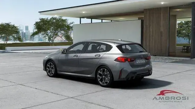 Nuova BMW 118 M Sport 150 CV (110 kW) 2026 Grigio Utilitaria