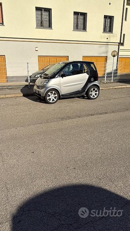 Usata Smart ForTwo Coupé 41 CV (30 kW) 2005 Grigio Coupé