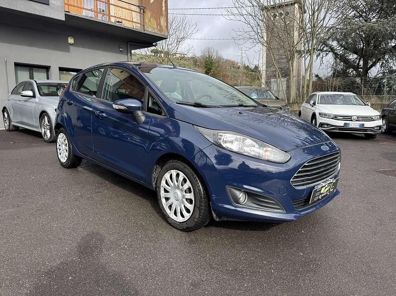 Usata Ford Fiesta Business Edition 97 CV (71 kW) 2014 Blu/azzurro Utilitaria
