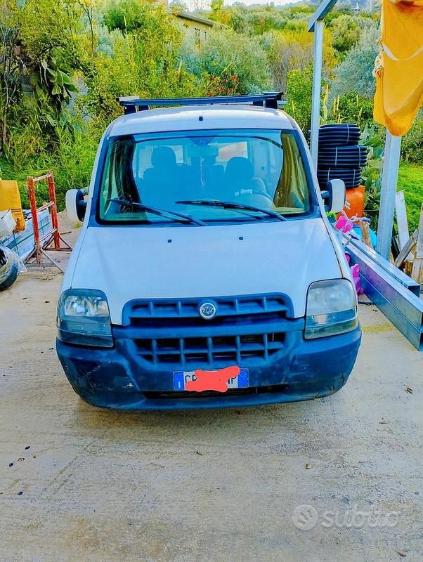 Usata Fiat Doblò 63 CV (46 kW) 2004 Bianco Monovolume