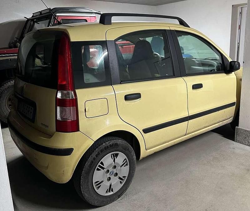 Usata Fiat Panda Dynamic 69 CV (50 kW) 2005 Giallo Utilitaria