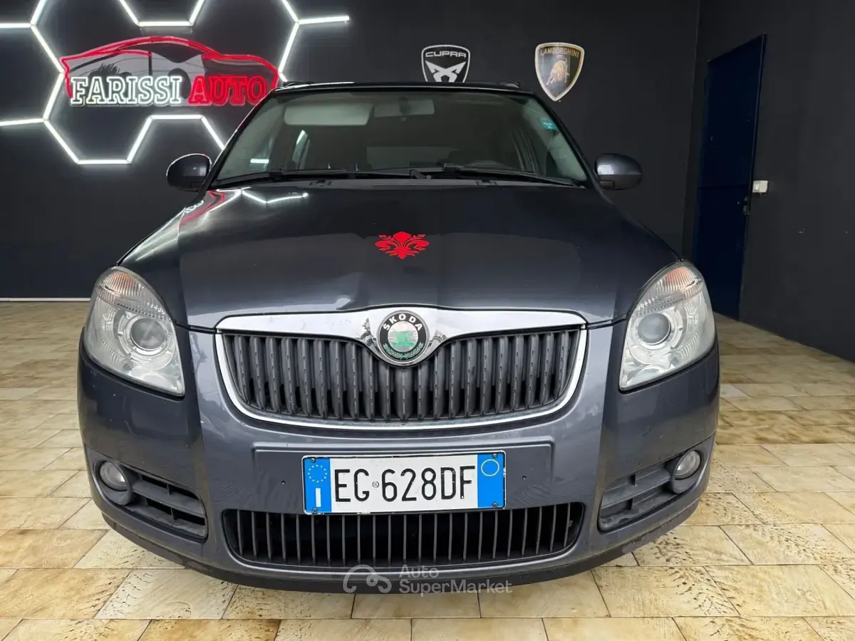 Usata Skoda Fabia 86 CV (63 kW) 2011 Gray Station wagon