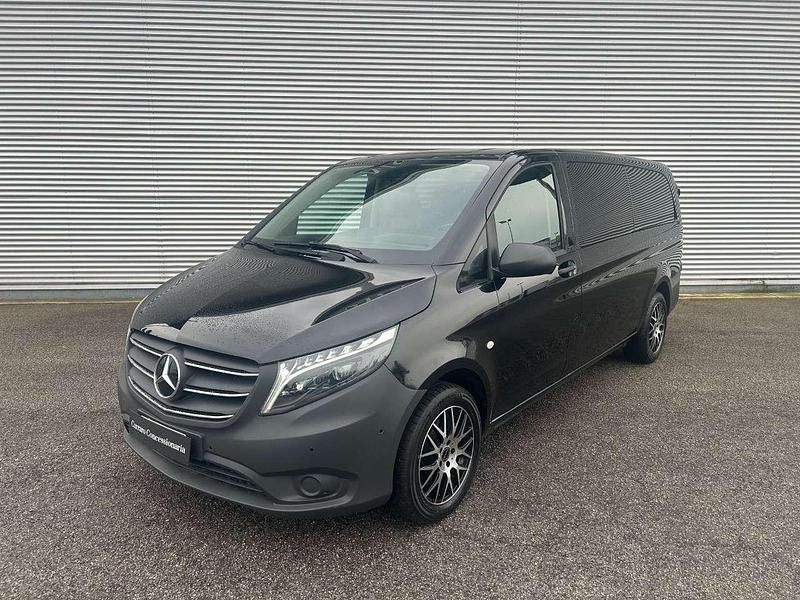 Usata Mercedes Vito 163 CV (119 kW) 2022 Nero ossidiana Furgone