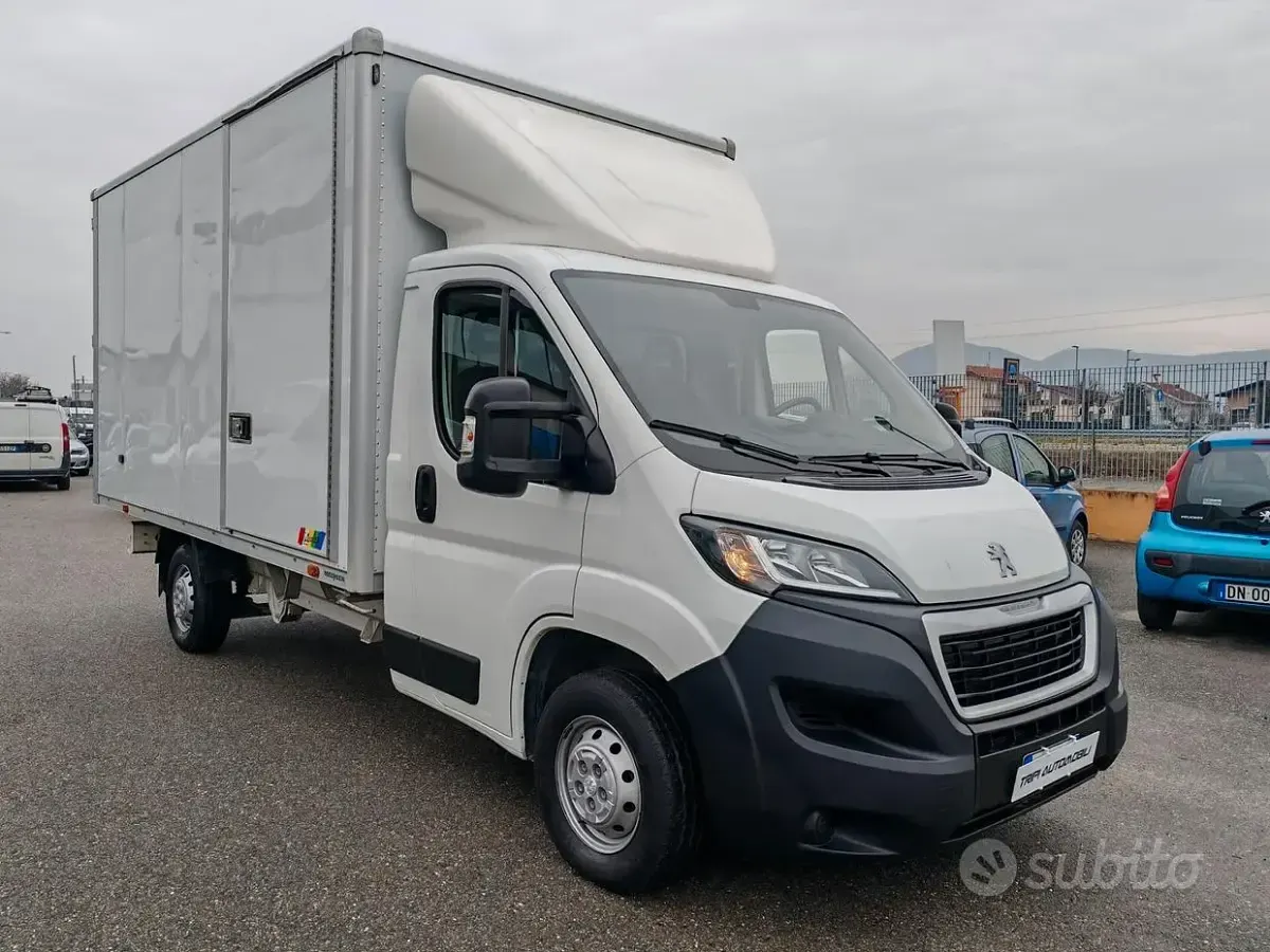 Usata Peugeot Boxer 140 CV (102 kW) 2020 Bianco Furgone