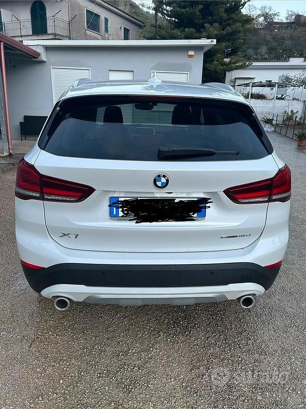 Begagnad BMW X1 xLine 150 HK (110 kW) 2021 Vit SUV