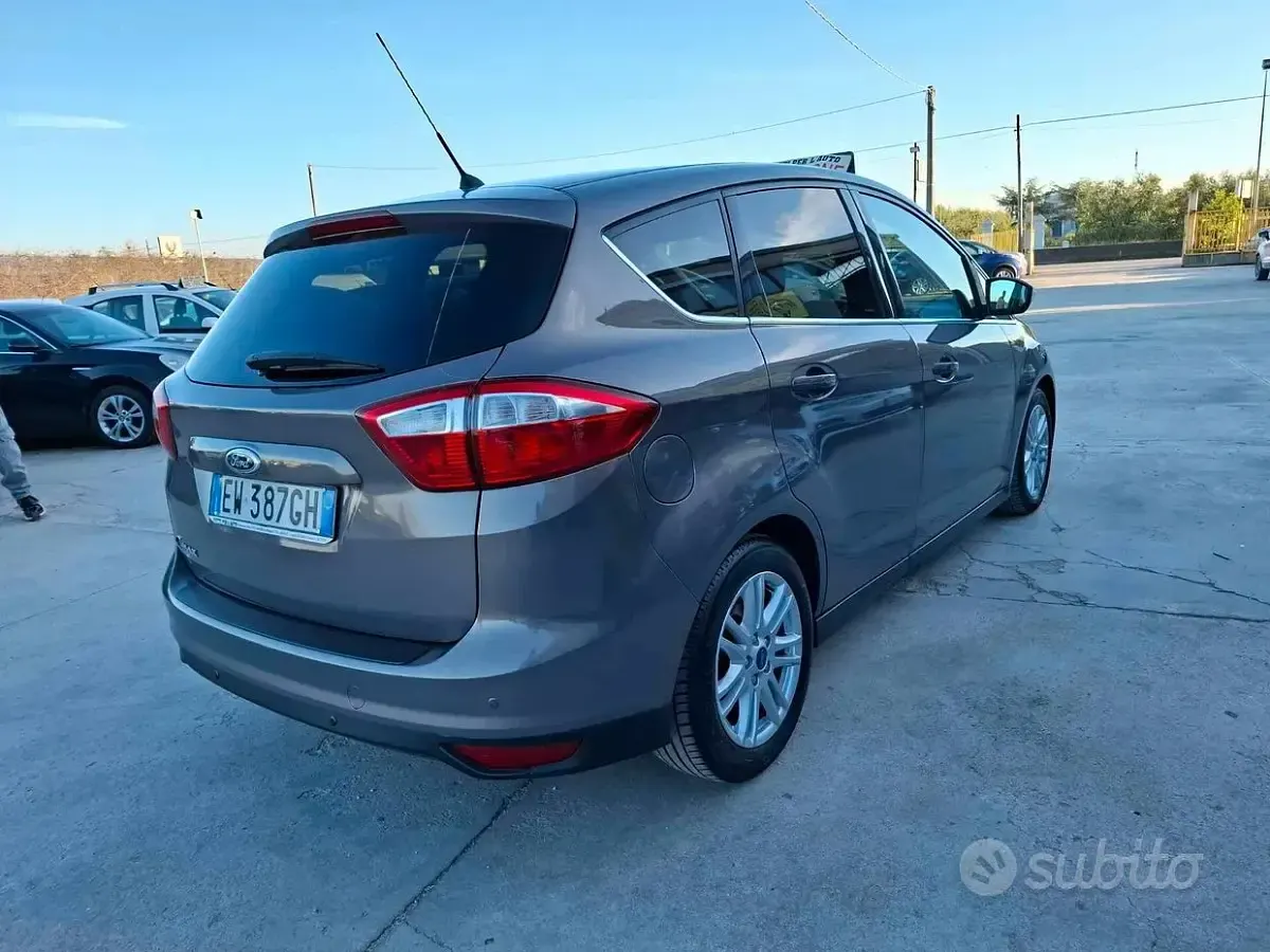 Usata Ford C-MAX Titanium 116 CV (85 kW) 2014 Grigio Monovolume