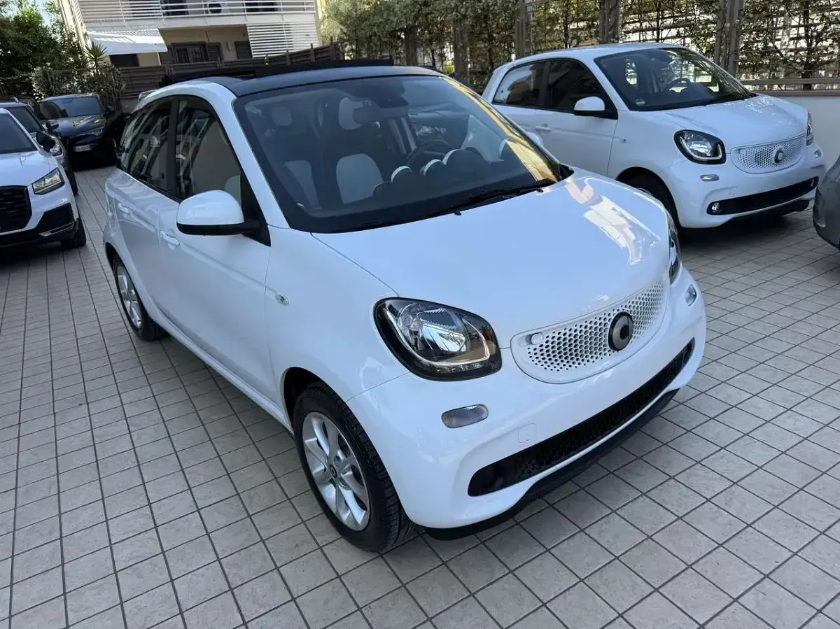 Usata Smart ForFour Passion 71 CV (52 kW) 2015 Other Utilitaria