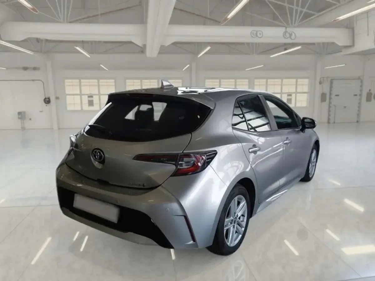 Usata Toyota Corolla Business Edition 98 CV (72 kW) 2022 Grigio Berlina