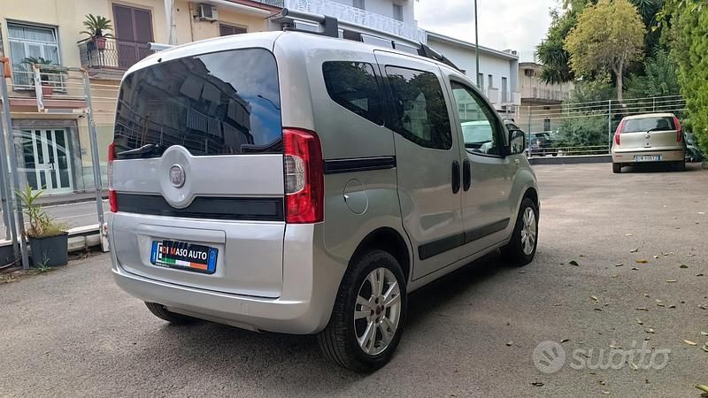 Usata Fiat Qubo Dynamic 77 CV (56 kW) 2012 Argento Monovolume
